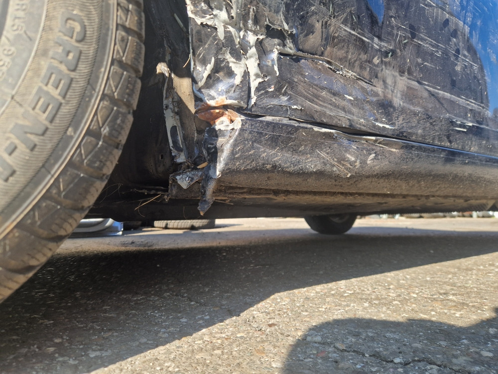 Golf 6 2013 1.6 tdi havarisan udaren slupan BiH table