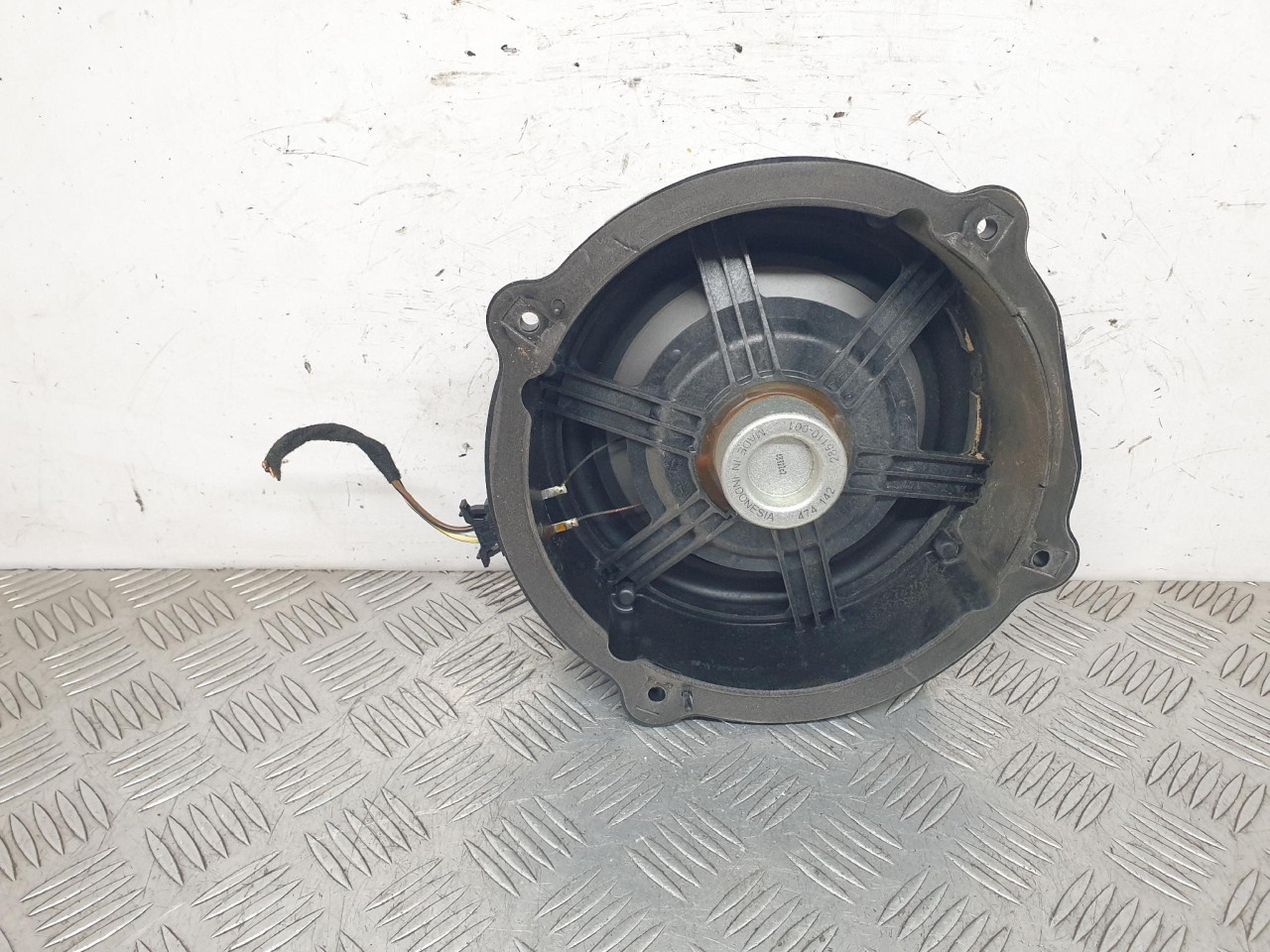 ZVUCNIK Q7 4L (08-15) 4L0035415B DIJELOVI