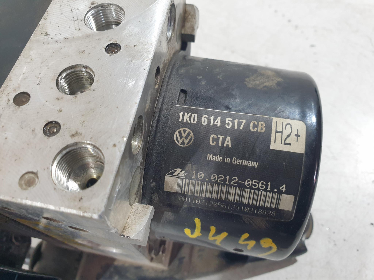 ABS PUMPA Golf 6 (08-13) 1K0907379AT 1K0614517CB