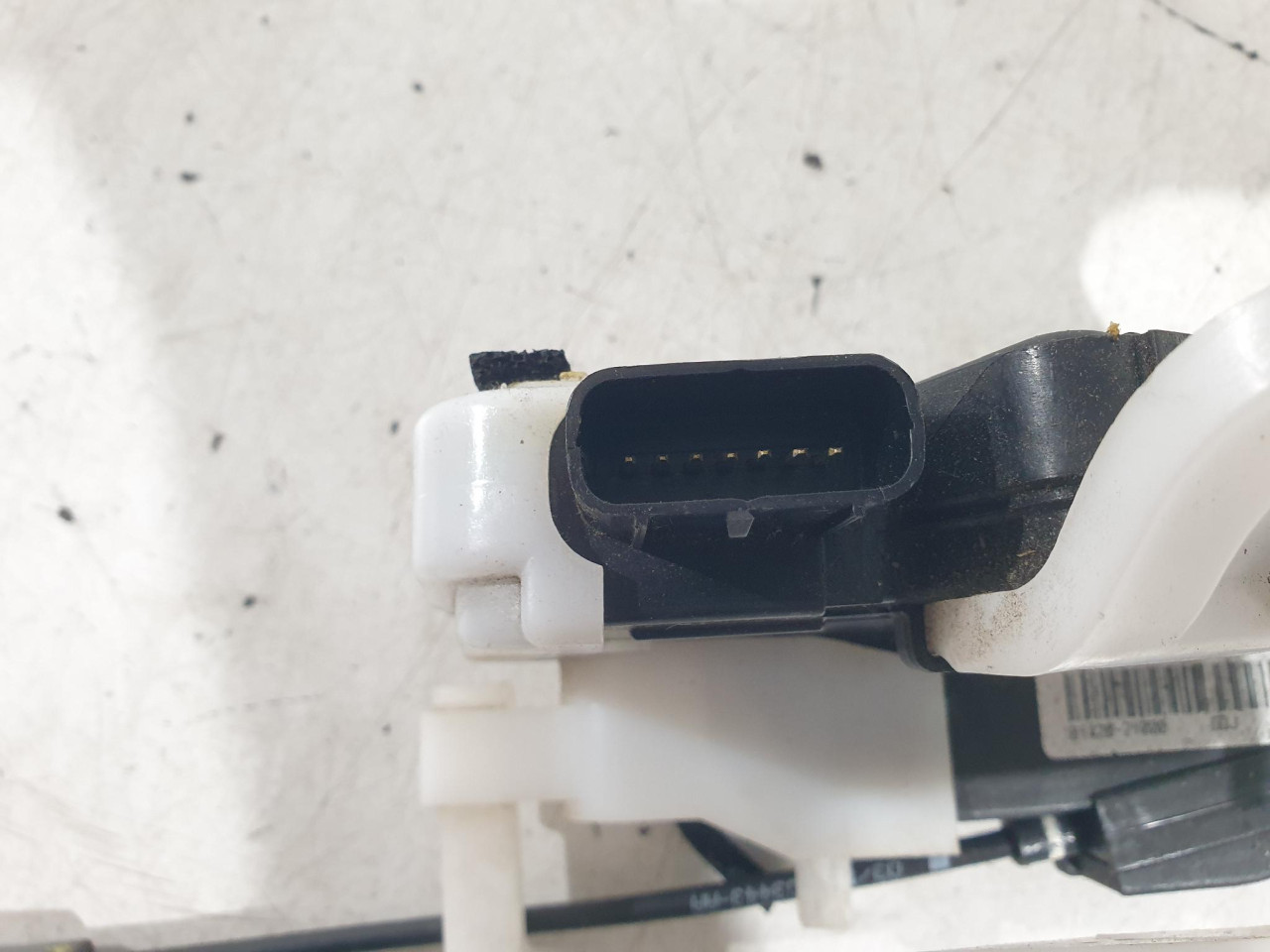 ZD BRAVA VRATA ix35 (09-13) 814202Y000 DIJELOVI