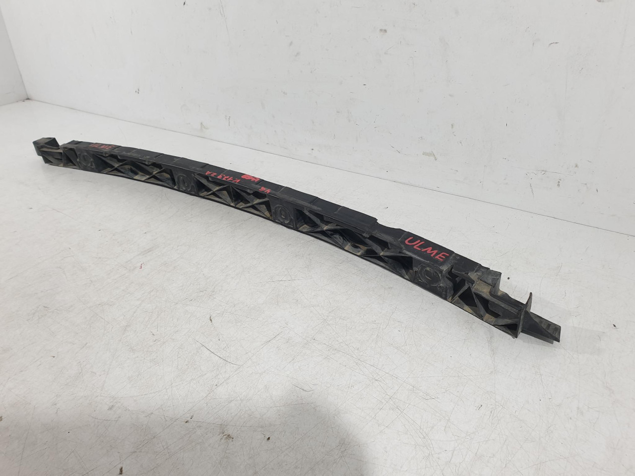 NOSAC ZADNJEG BRANIKA A6 4G (10-14) 4G5807458 DIJELOVI