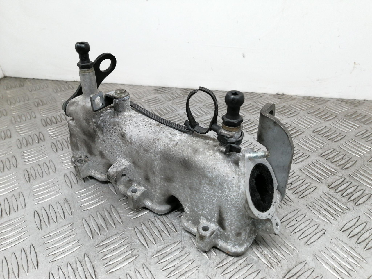 USISNA GRANA A4 B7 (04-08) BDG 2.5 120kW 059129713AB