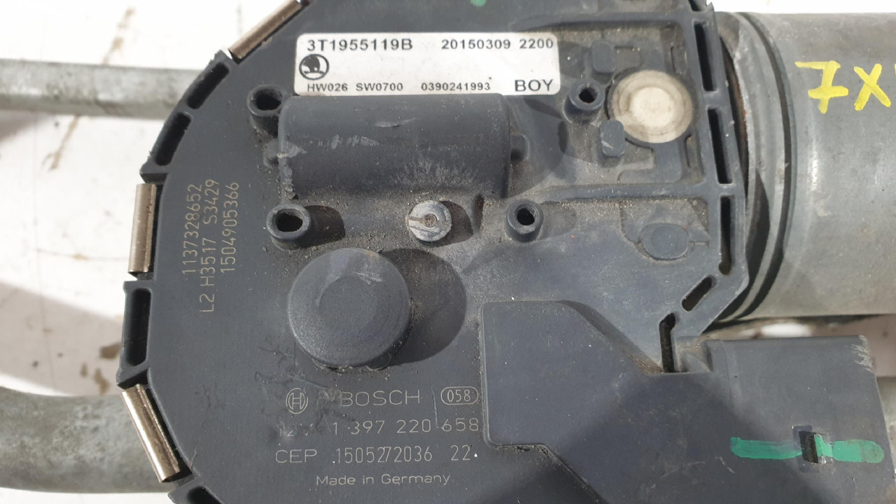 MOTORIC POLUGE BRISACA Superb (13-15) 3T1955119B