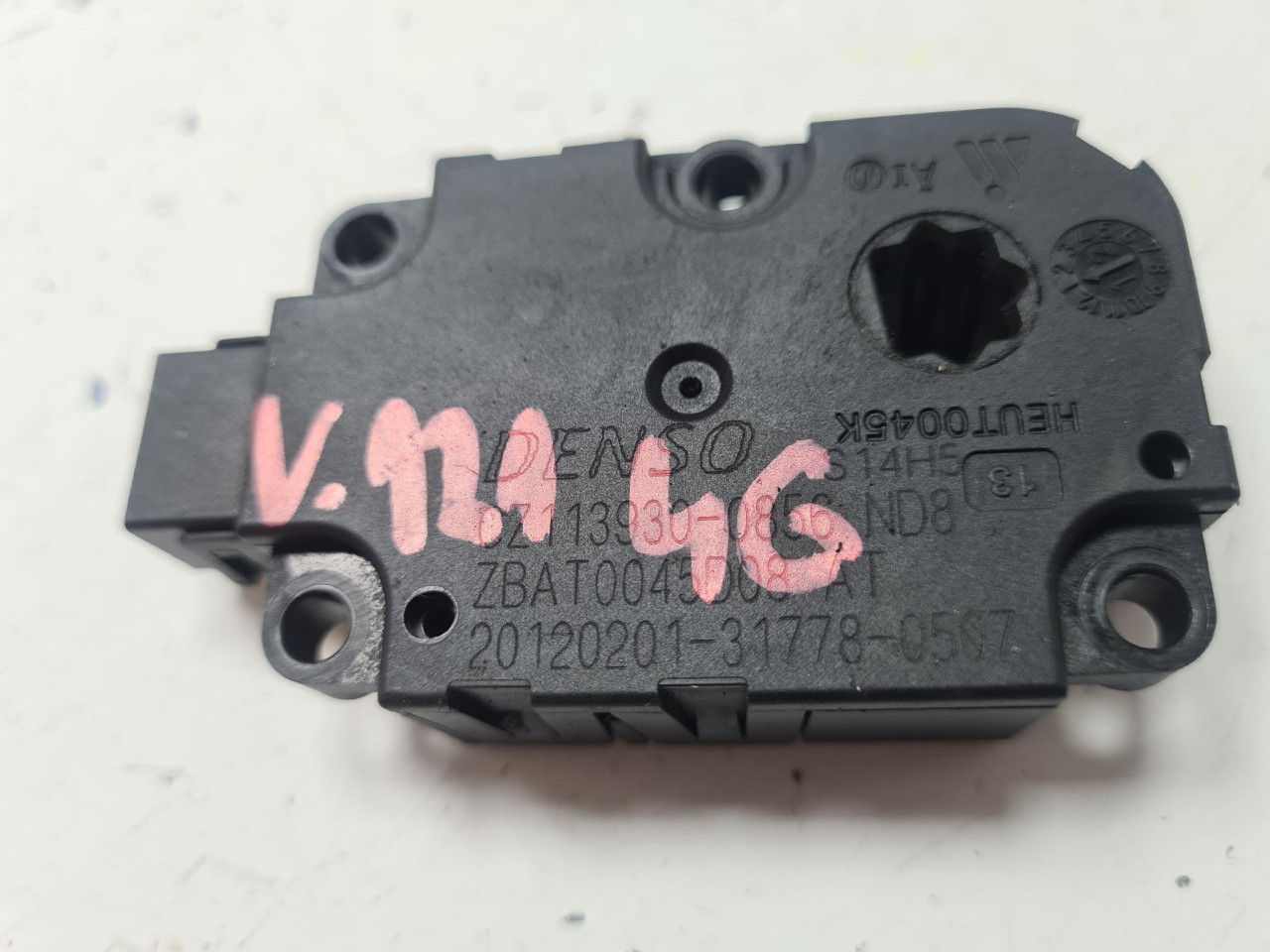 AKTUATOR AC MOTORIC A6 4G (10-14) CZ1139300856 DIJELOVI