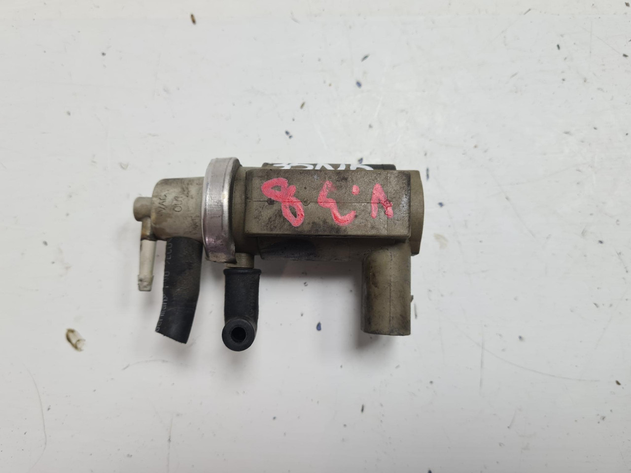 VAKUM VENTIL A6 4B (01-04) BAU 2.5 132kW DIJELOVI
