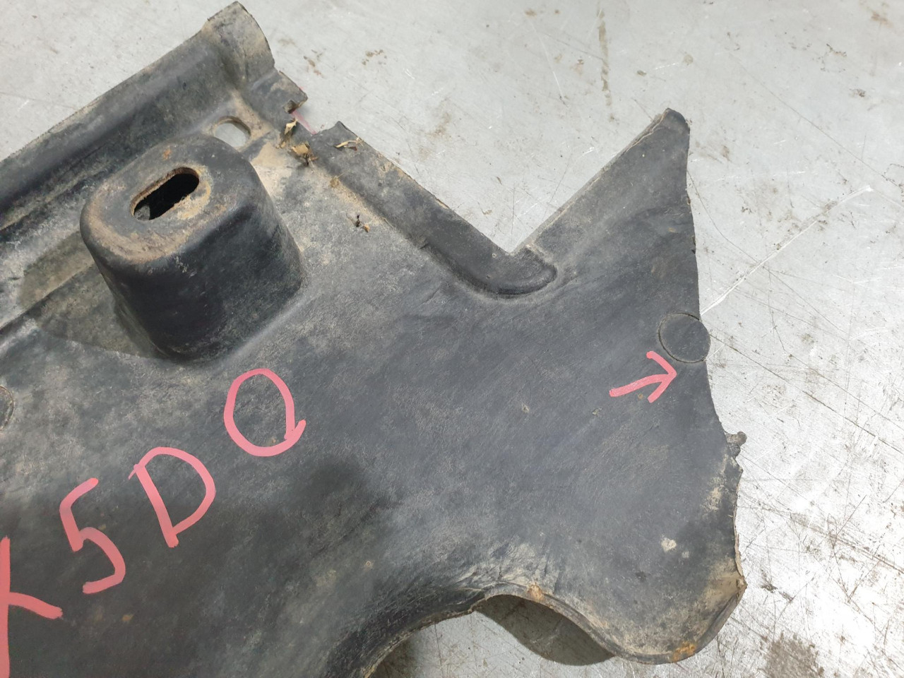 D PODNA ZASTITA Touareg 7L (02-07) 7L0825212 DIJELOVI