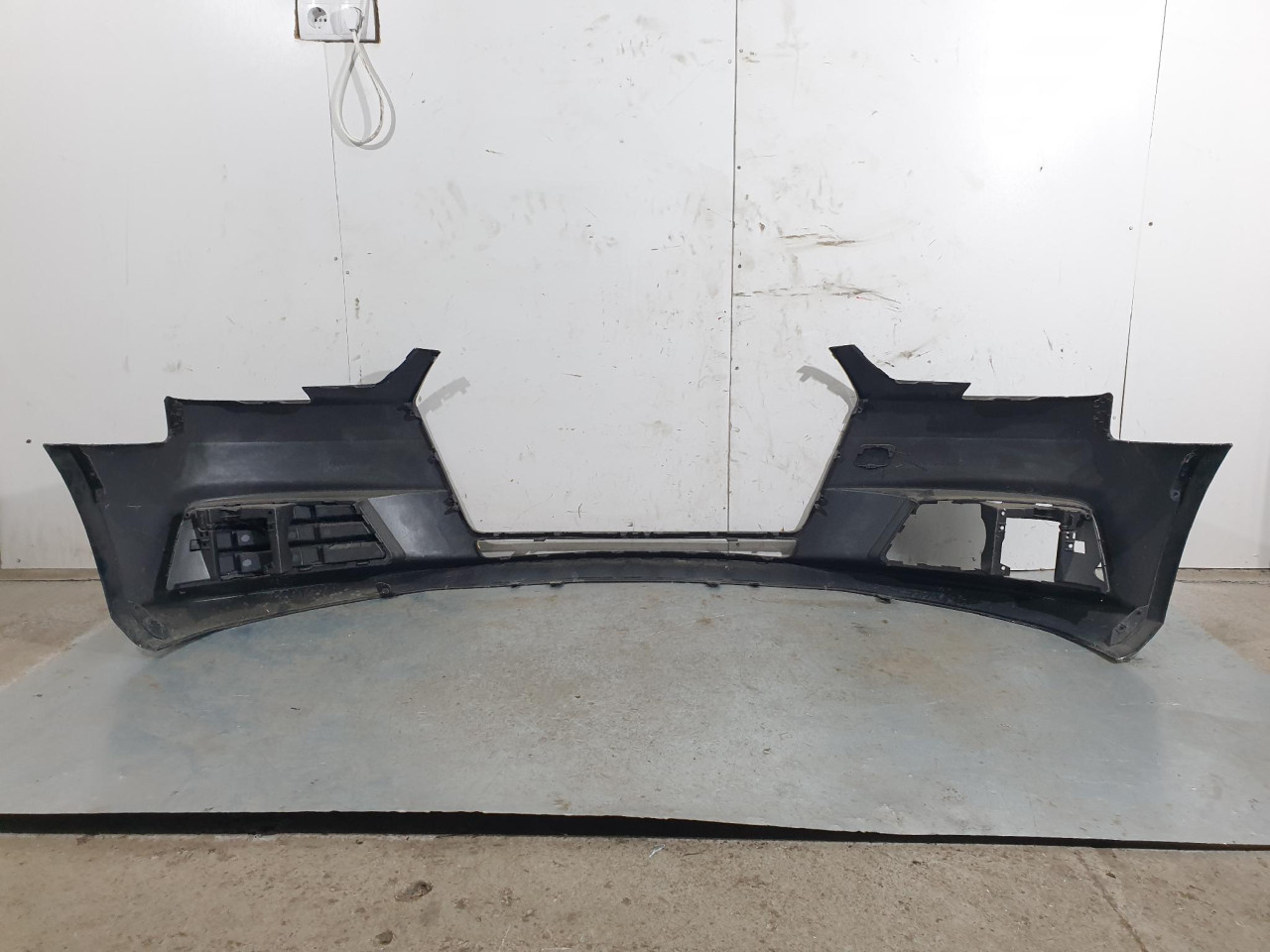 PREDNJI BRANIK A4 B9 8W (15-20) 8W0807437 DIJELOVI