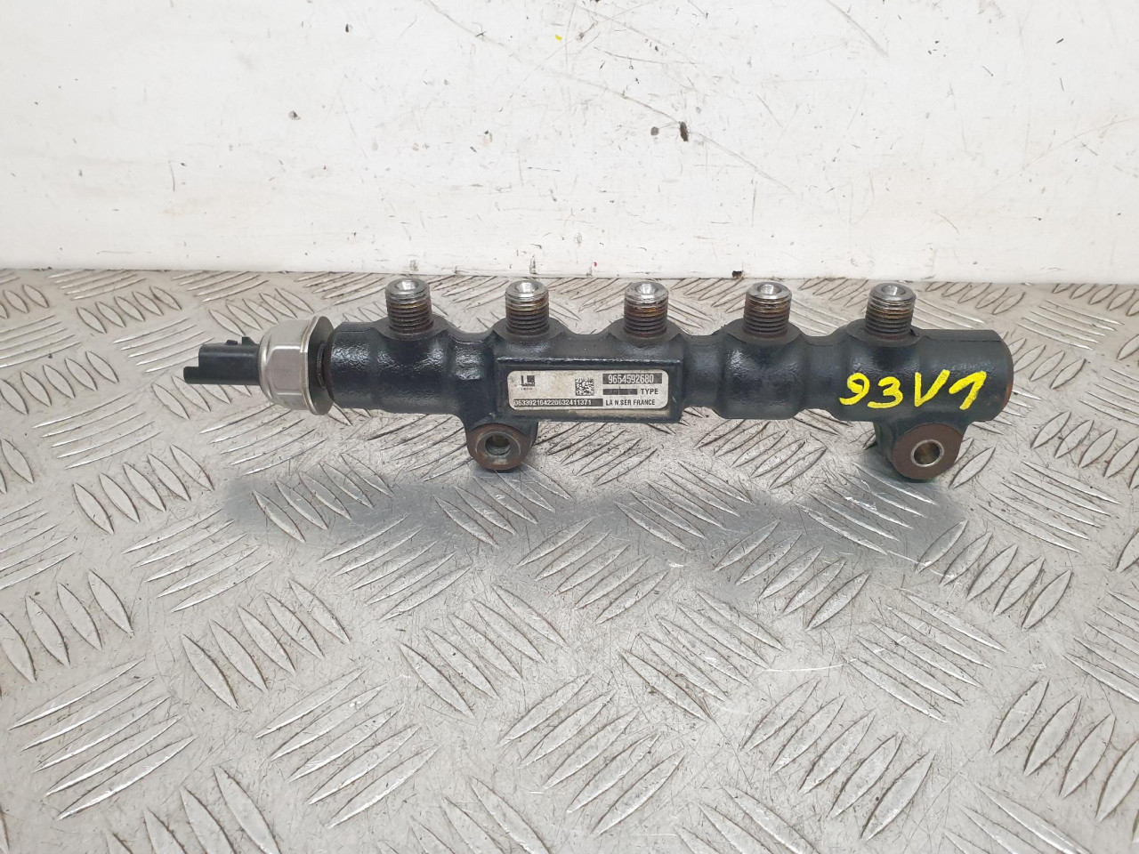 RAMPA GORIVA 307 (05-08) DV6TED4 1.6 80kW 9654592680