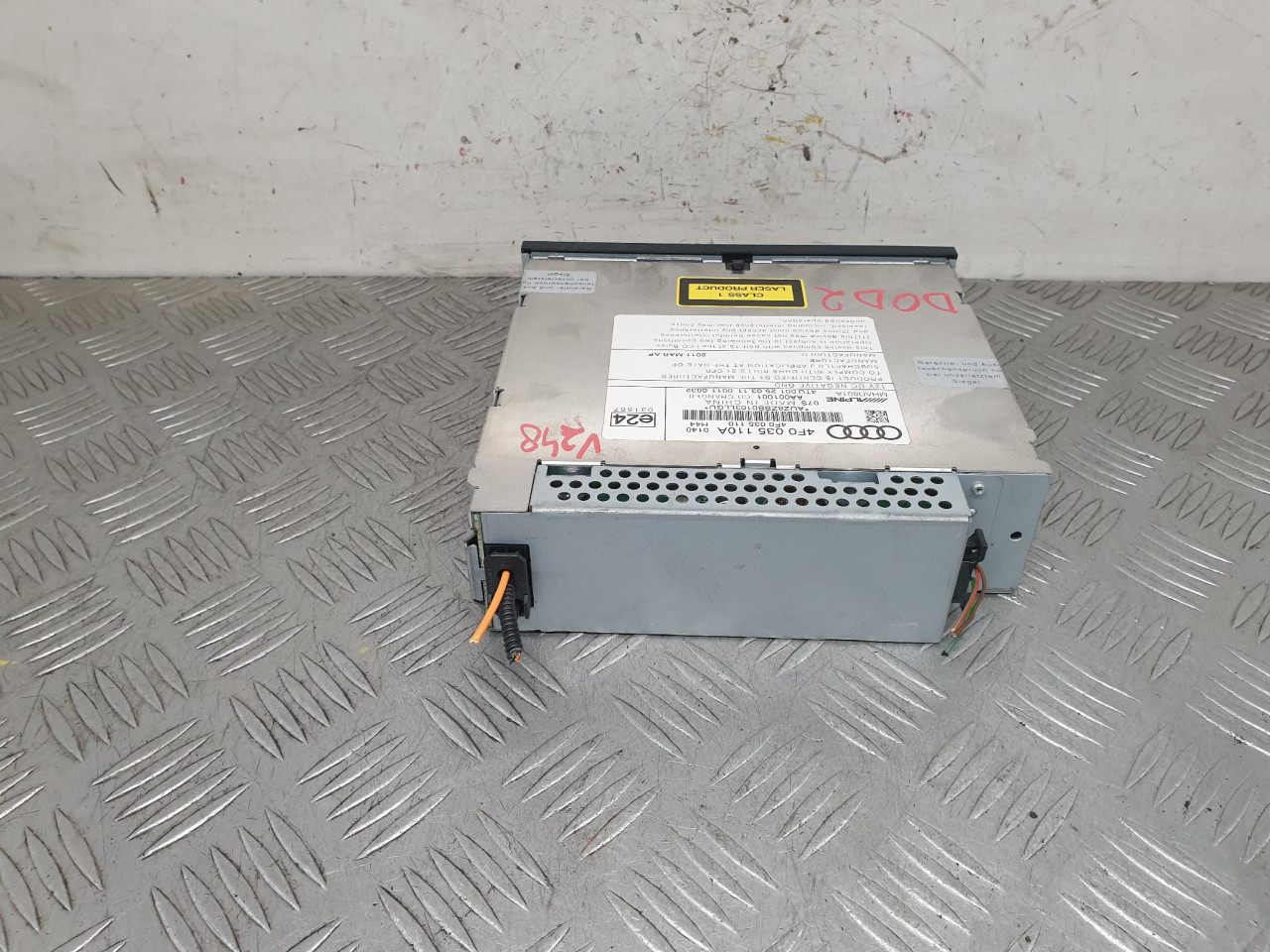 CD CHANGER A6 4F (08-11) 4F0035110A 4F0035110 DIJELOVI