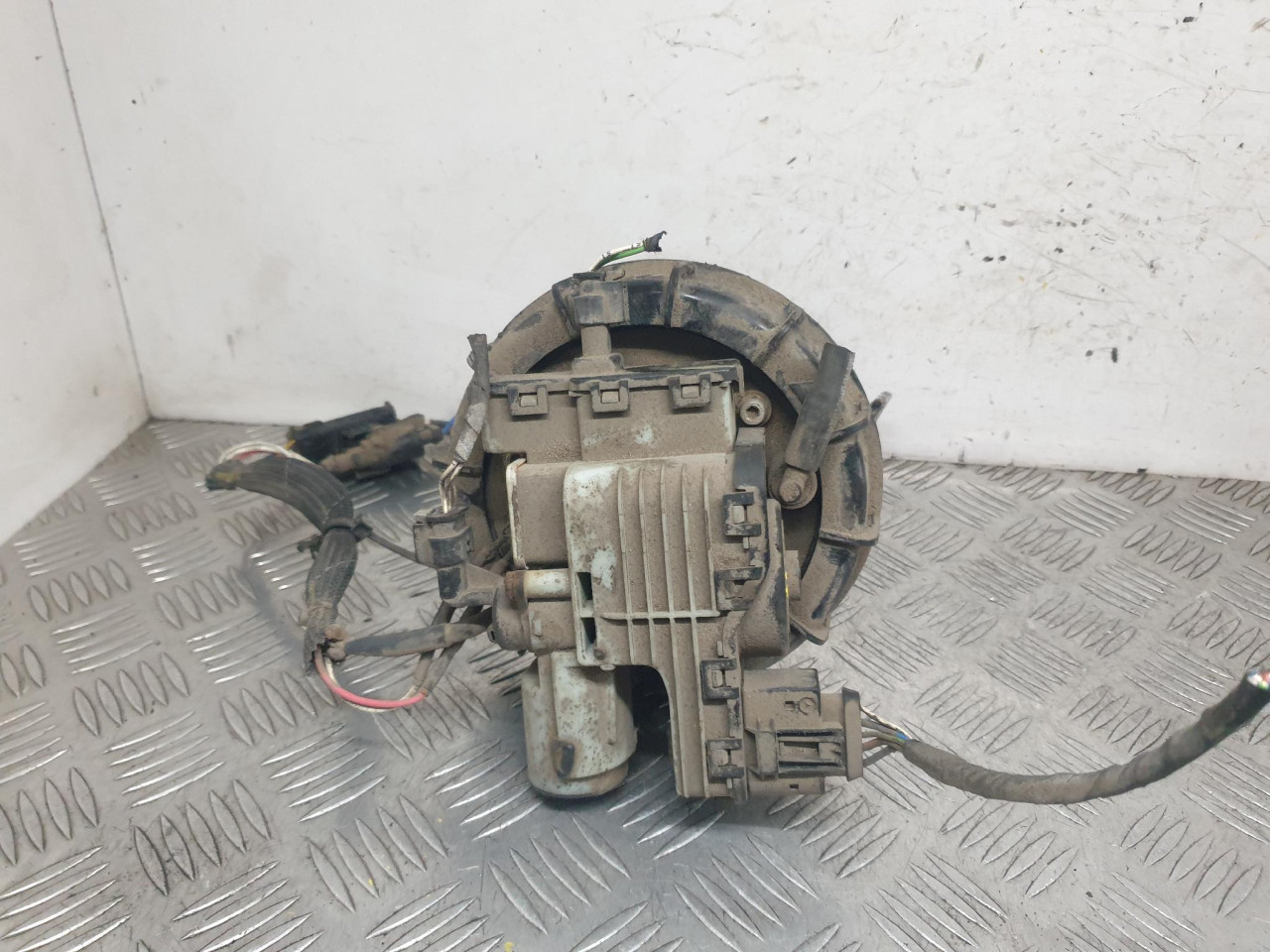 ADBLUE PUMPA ML W166 (11-15) 0928404016 DIJELOVI