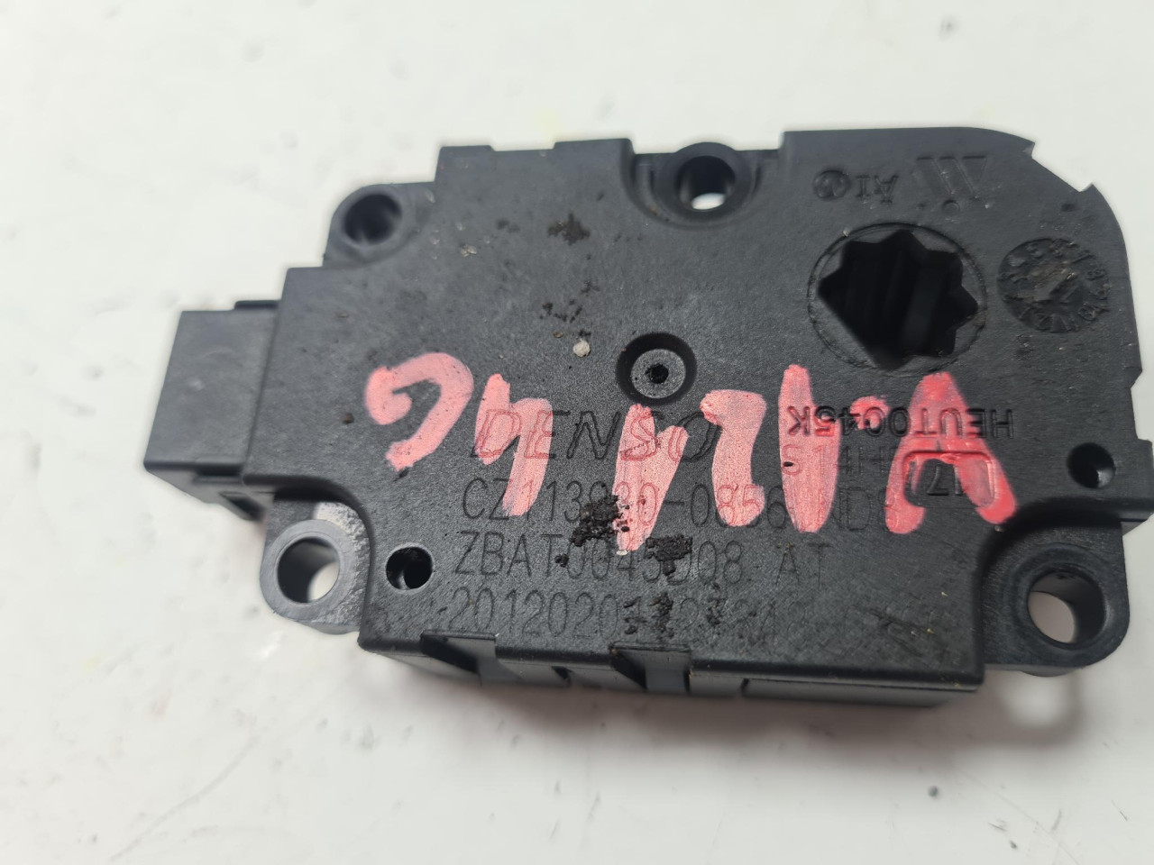 AKTUATOR AC MOTORIC A6 4G (10-14) CZ1139300856 DIJELOVI