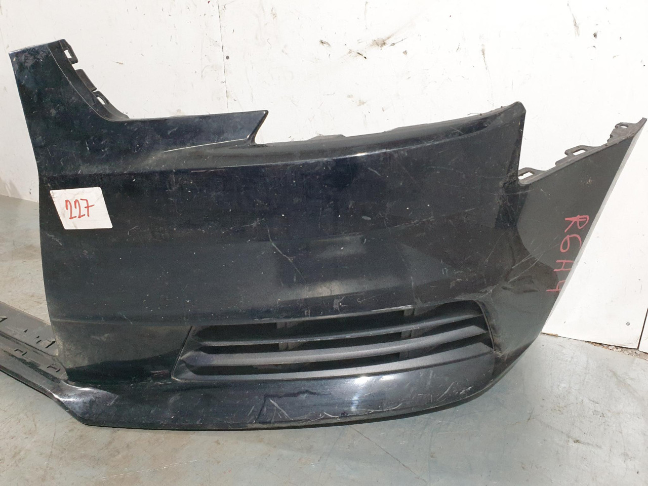 PREDNJI BRANIK A4 B9 8W (15-20) 8W0807437 DIJELOVI