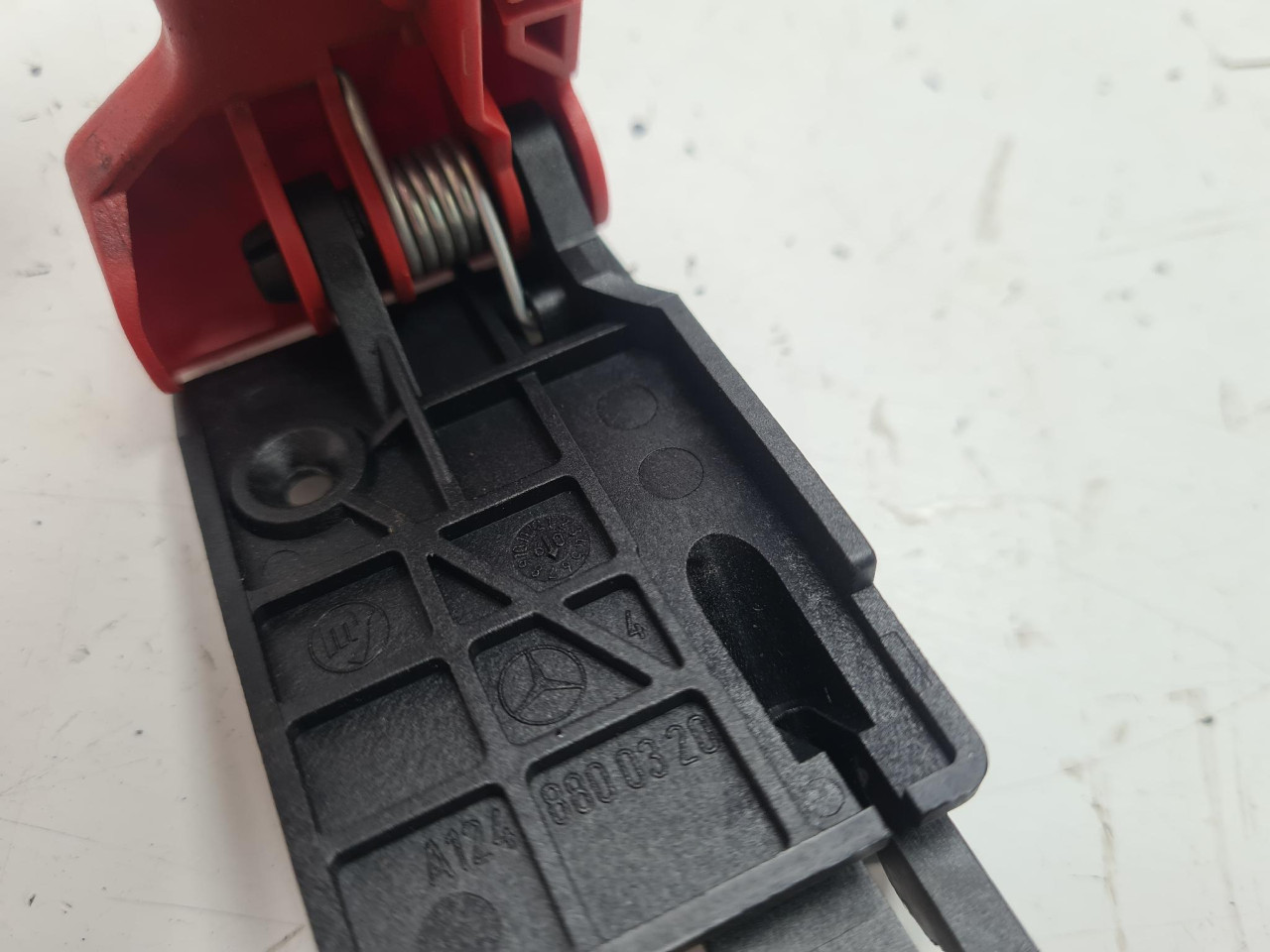 RUCKA OTVARANJA HAUBE C W204 (07-11) A1248800320
