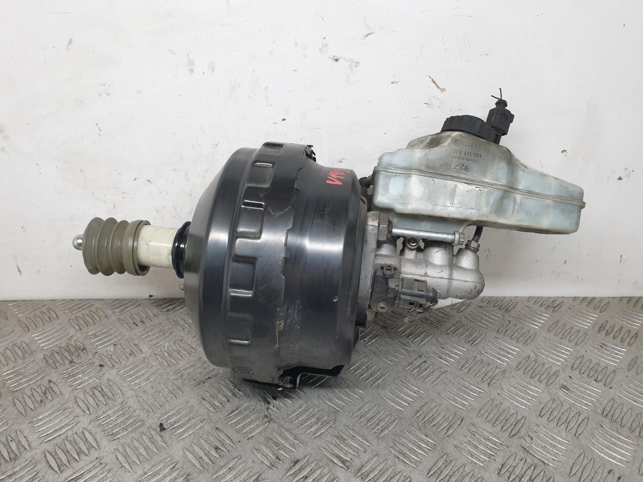 SERVO DOBOS Pasat 7 (10-15) 3C2614105AD DIJELOVI