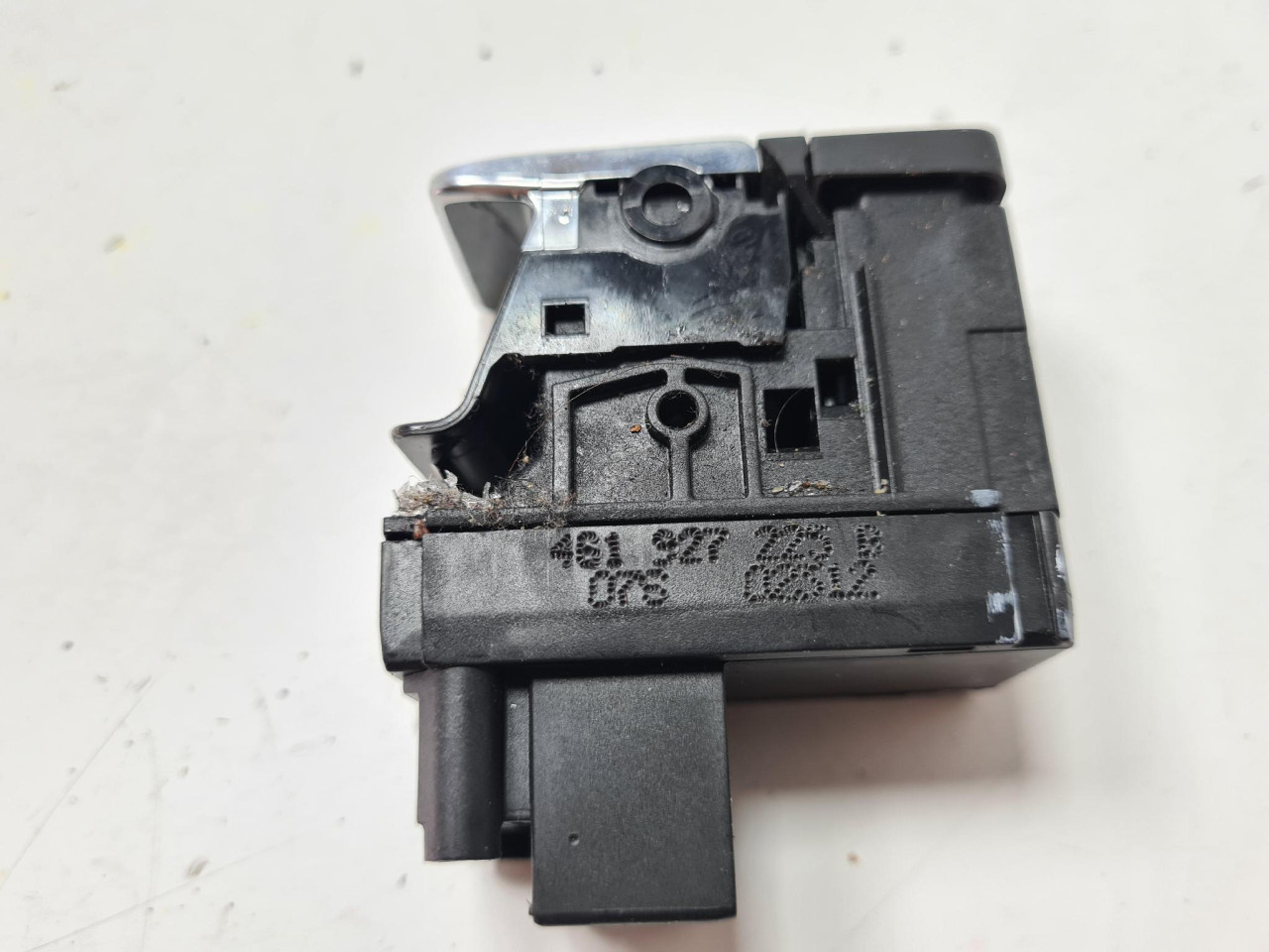PREKIDAC RUCNE A6 4G (10-14) 4G1927225B DIJELOVI