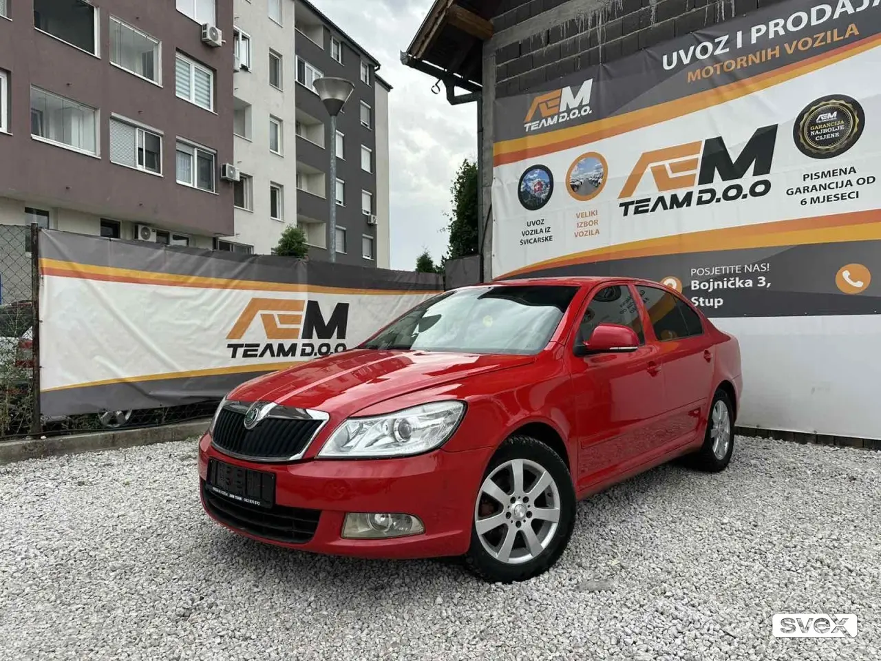 Škoda Octavia 1.6 TDI 77KW and LIMUZINA MF-VOLAN,NAVI 2011