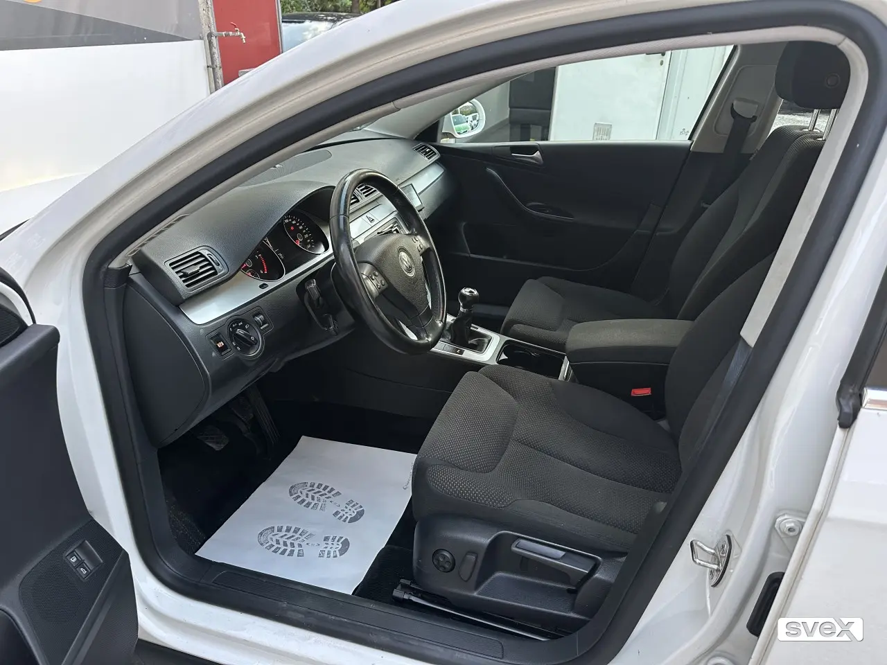 Volkswagen Passat 2.0 TDI 81KW UVOZ CH XENON,NAVI 2009