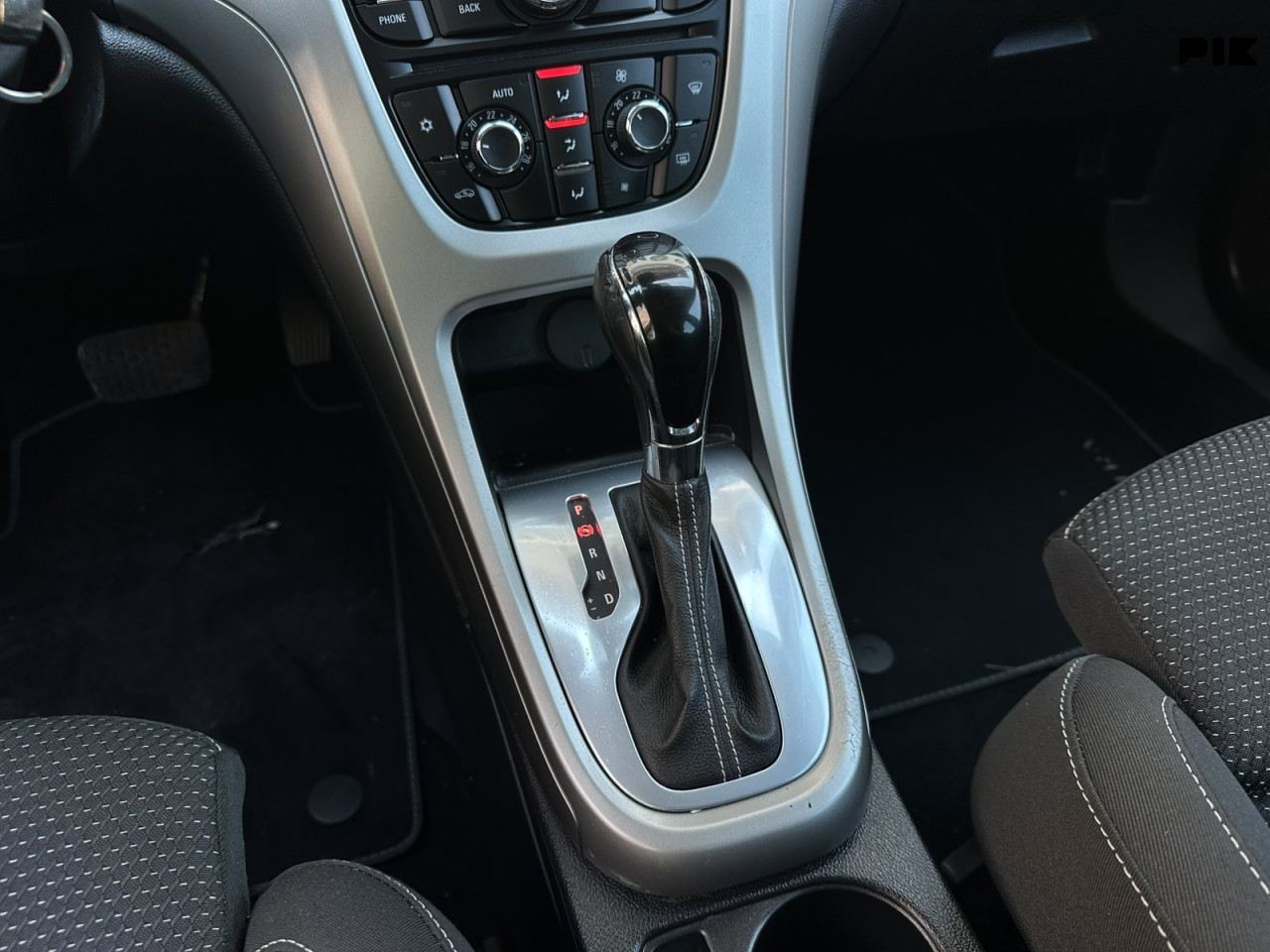 Opel Astra SW 2.0 CDTI 118KW AUTOMATIK UVOZ CH 2011