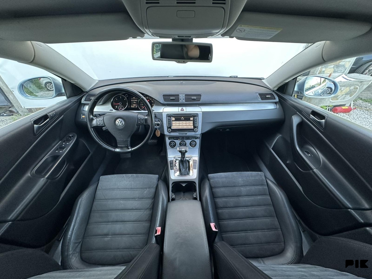 Volkswagen Passat B6 2.0 TDI DSG HIGHLINE UVOZ CH! 2009