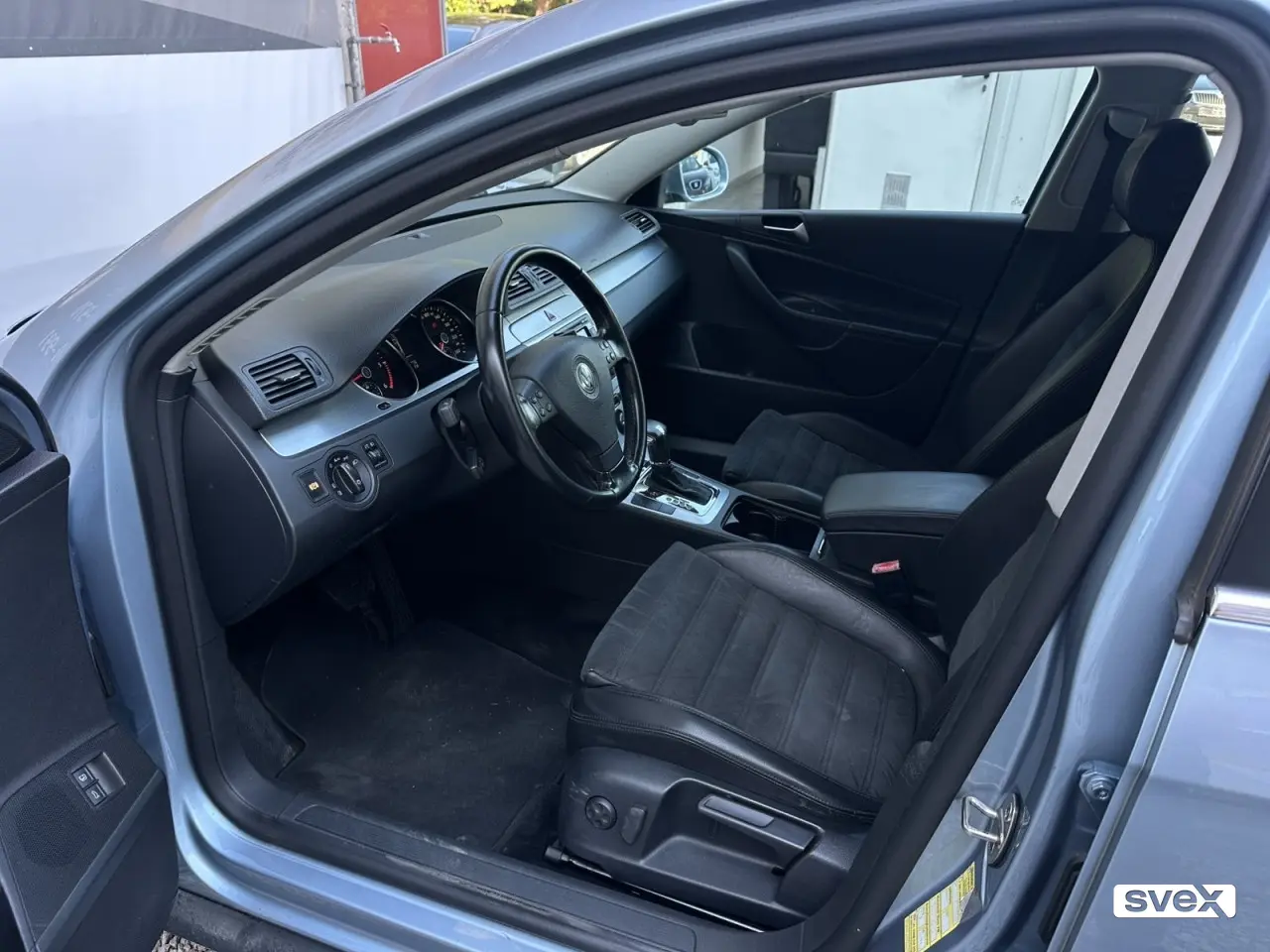 Volkswagen Passat B6 2.0 TDI DSG HIGHLINE UVOZ CH! 2009