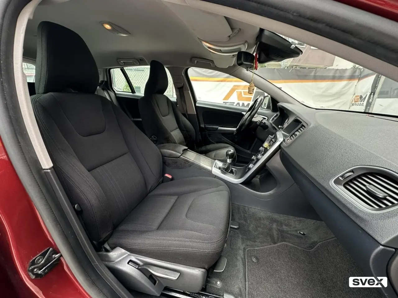 Volvo V60 D2 1.6 D 84KW NAVIGACIJA,XENON,REG* 2012