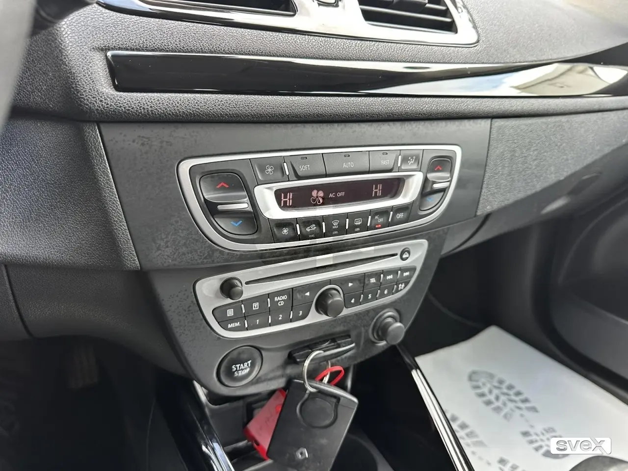 Renault Megane AUTOMATIK 1.5 dCi 81kw BOSE EDITION 2011
