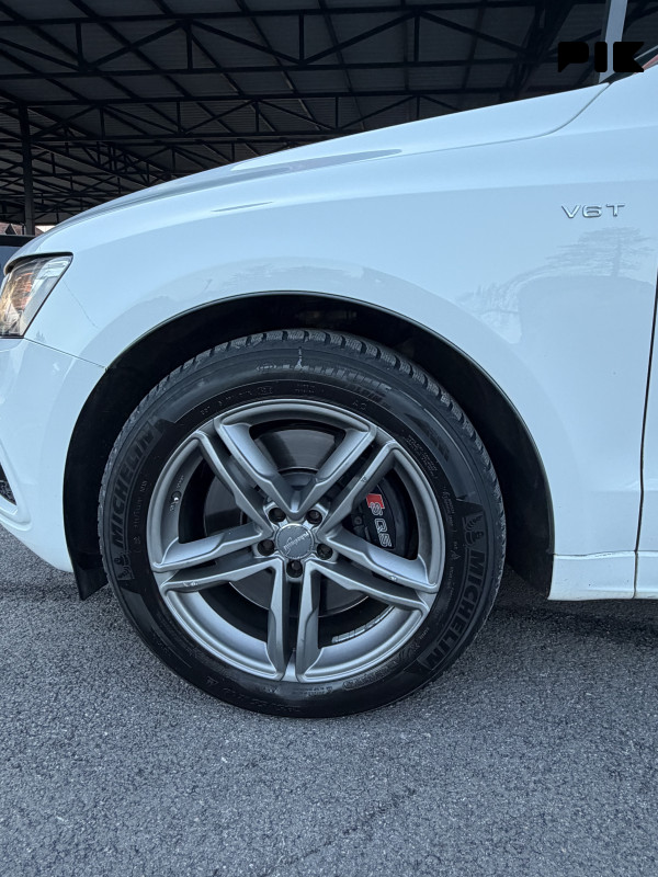 Audi SQ-5 active sound 313ks 3.0 BITDI mod 2015 quattro