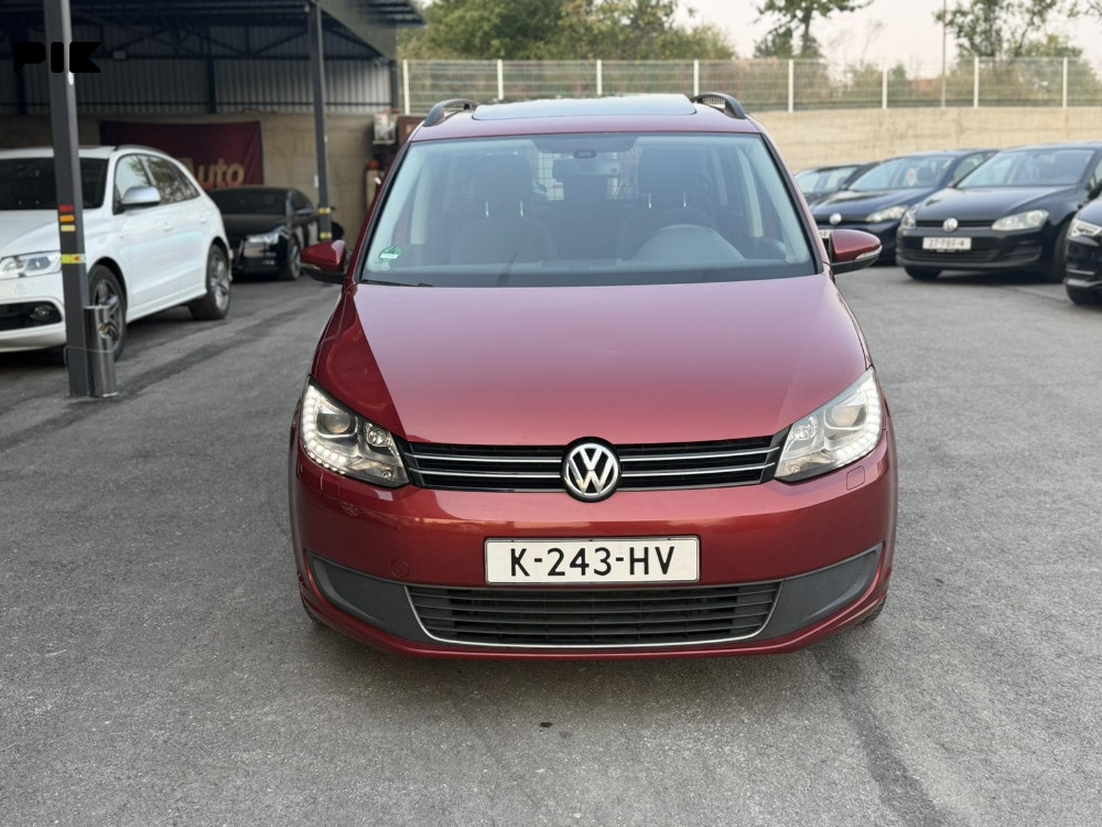 Volkswagen Touran 1.6 TDI..LED-xenon ,DSG