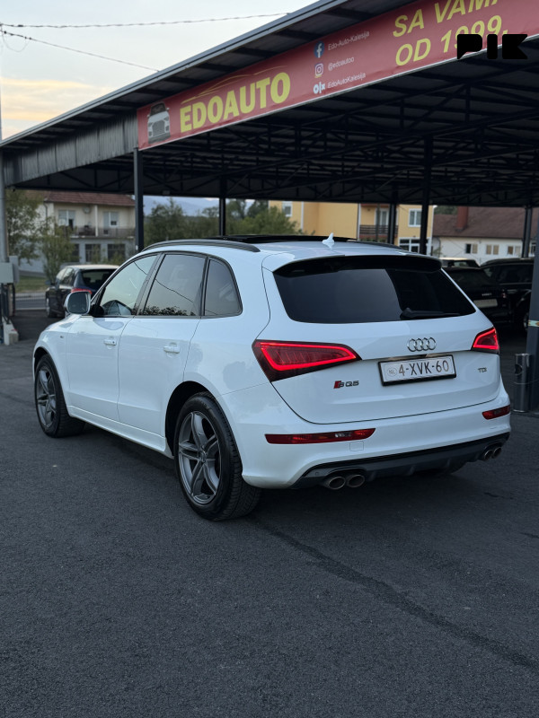 Audi SQ-5 active sound 313ks 3.0 BITDI mod 2015 quattro