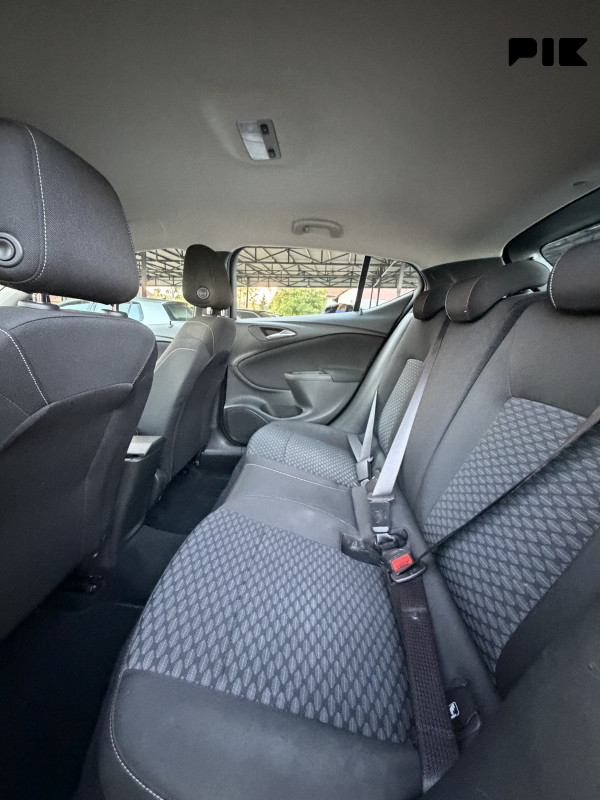 Opel Astra 2021 dizel 77kw edition