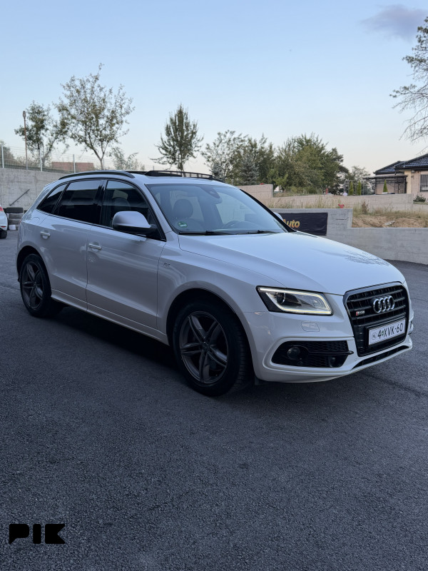 Audi SQ-5 active sound 313ks 3.0 BITDI mod 2015 quattro