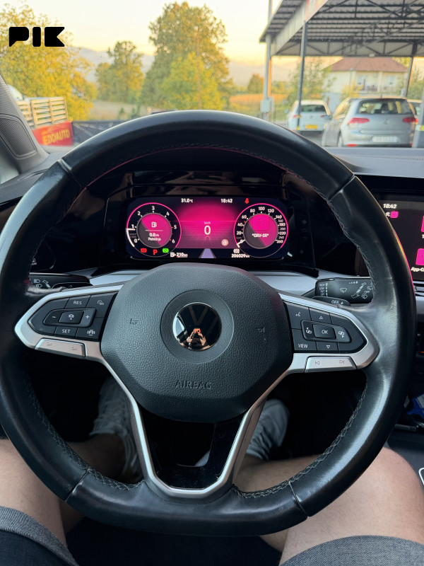Golf 8 avant 2022 DSG automatik style 2.0TDI