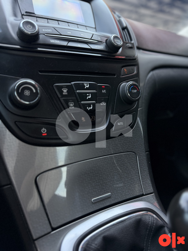 Opel Insignia 2014 novi model 2.0CDTI dizel xenon led diode