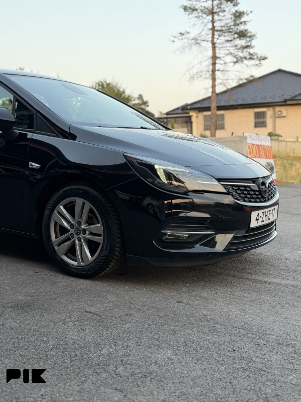 Opel Astra 2021 dizel 77kw edition