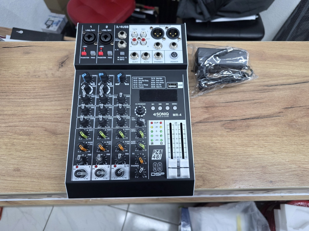 Audio mikseta SONIQ MR-4 profesionalna 4 kanala DSP USB