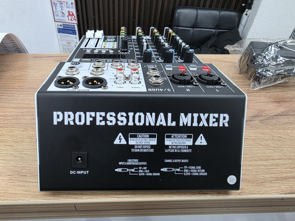 Audio mikseta SONIQ MR-4 profesionalna 4 kanala DSP USB