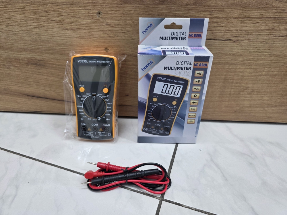DIGITALNI MULTIMETAR VC830L
