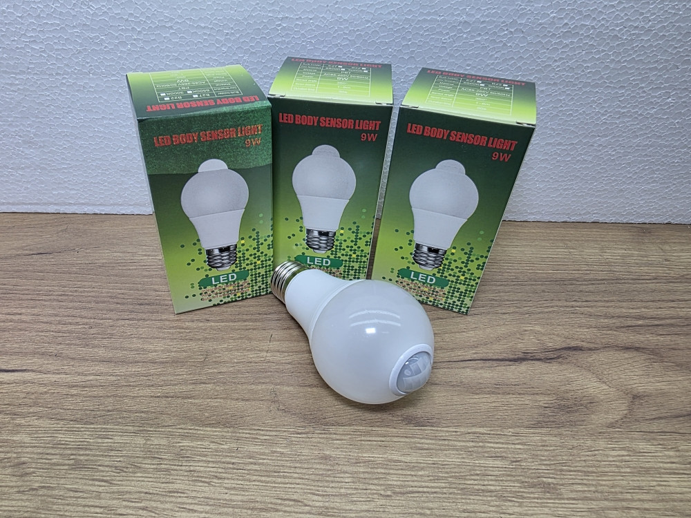 LED sijalica sa senzorom pokreta 9W LUMICO E27