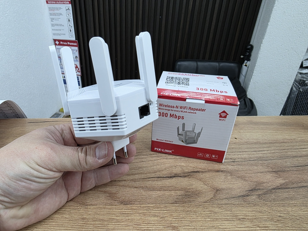 PIX-LINK Wireless-N WR56T 300 Mbps
WiFi pojačivač signala