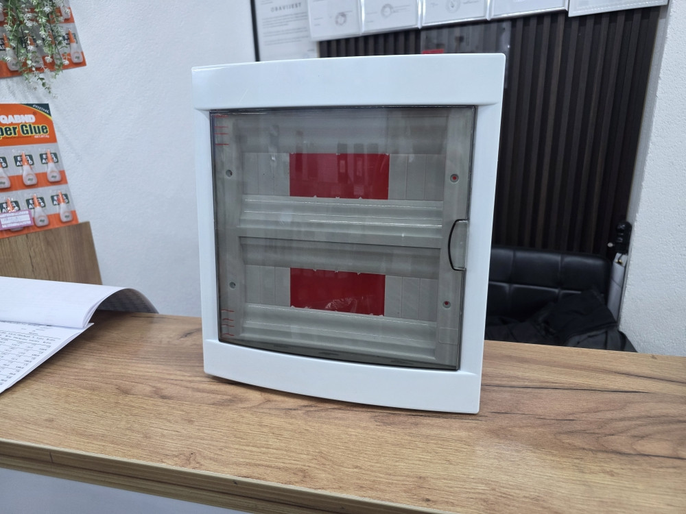 Tabla za osigurače ugradna dvoredna 32x28 cm