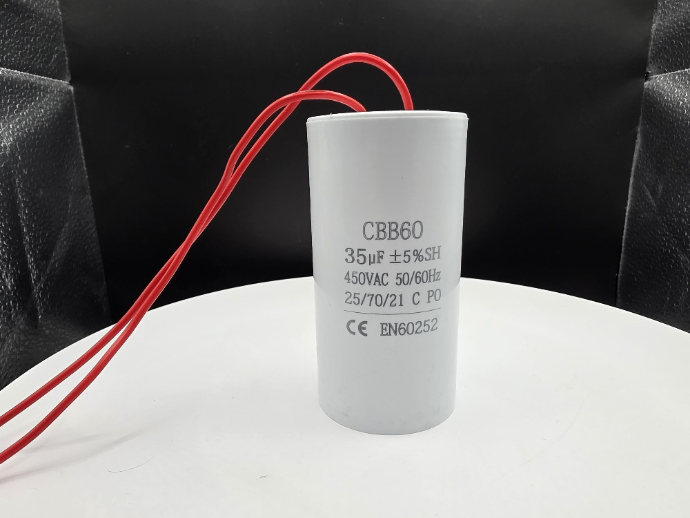 KONDENZATOR 35yF 450VAC