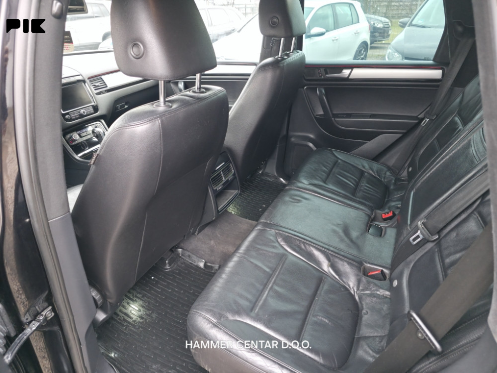 TOUAREG 7P 3.0 4X4 DSG NIJE ZRAK ZAMJENA