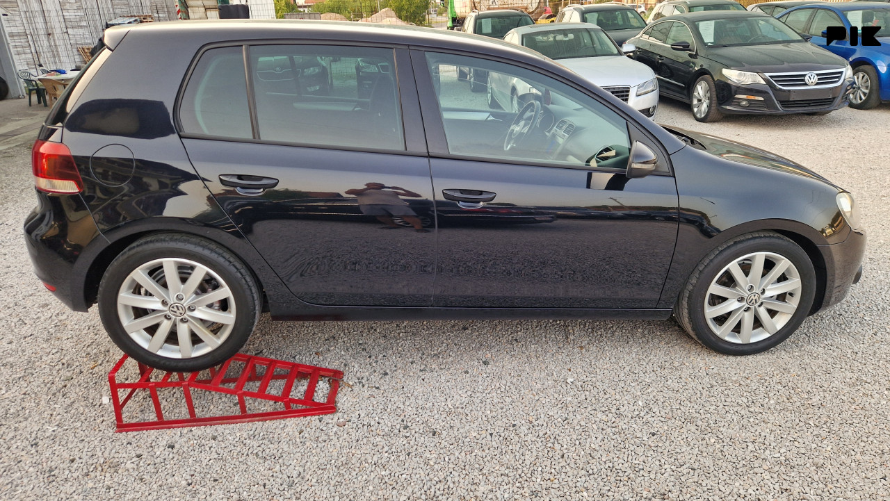 VW GOLF 6 HIGHLINE 2.0TDI 103KW UVOZ NJEMACKA