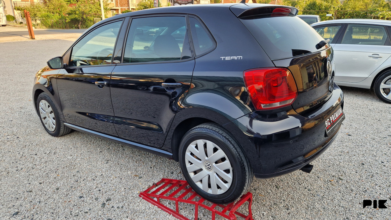 VW POLO 1.6TDI 77KW 2011 TOP STANJE TEAM OPREMA   UVOZ
