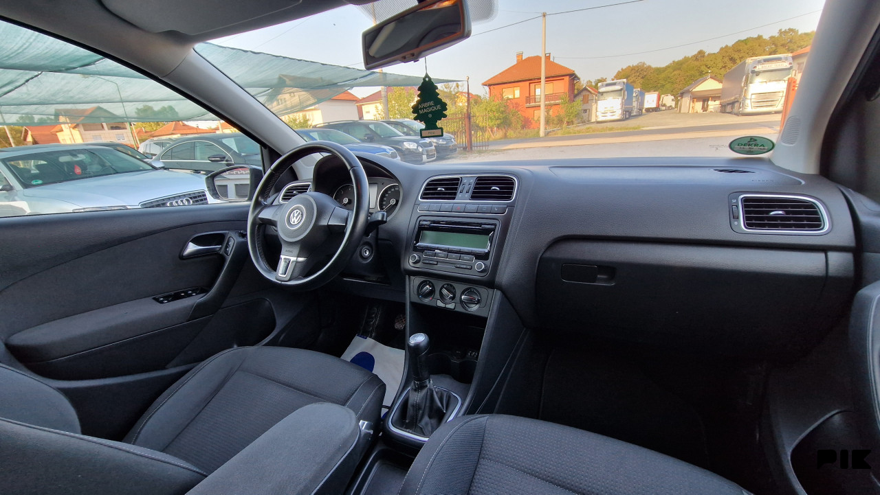 VW POLO 1.6TDI 77KW 2011 TOP STANJE TEAM OPREMA   UVOZ