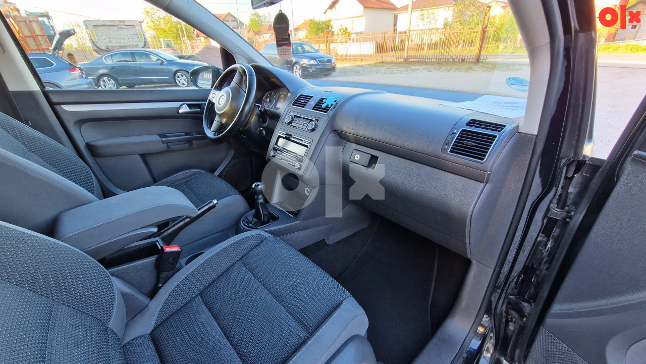 TOURAN 2.0TDI 103KW 2010 7 SJEDISTA UVOZ NJEMACKA