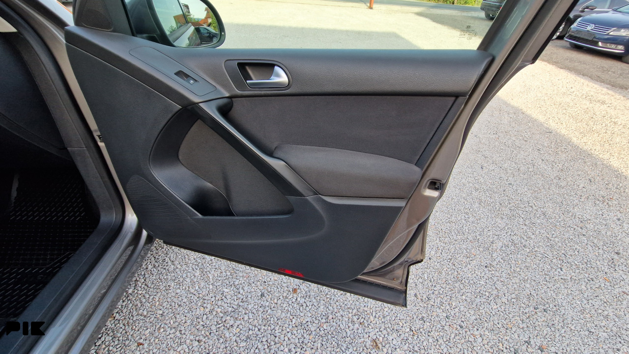 VW TIGUAN DSG 4X4 2010 103KW TOP STANJE UVOZ NJEMACKA