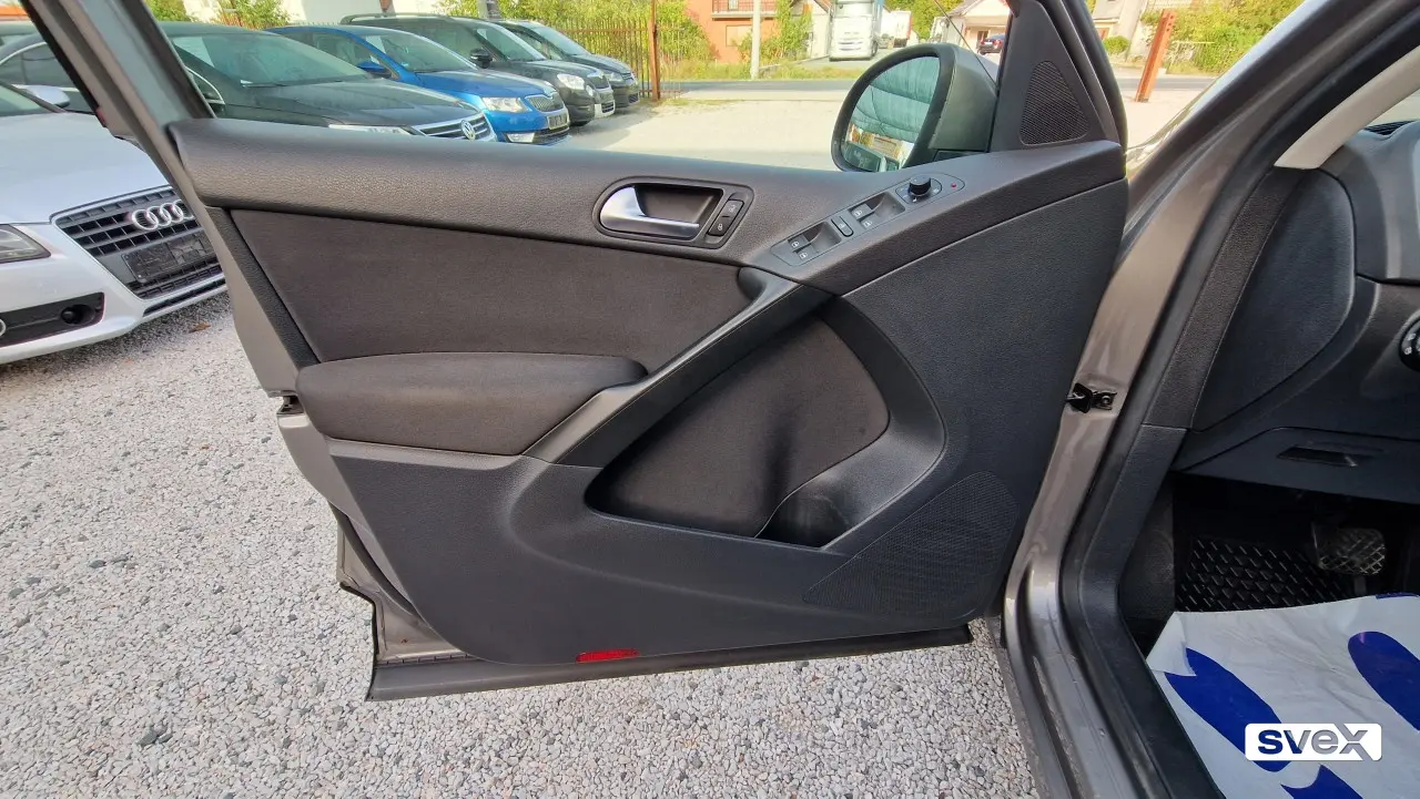 VW TIGUAN DSG 4X4 2010 103KW TOP STANJE UVOZ NJEMACKA