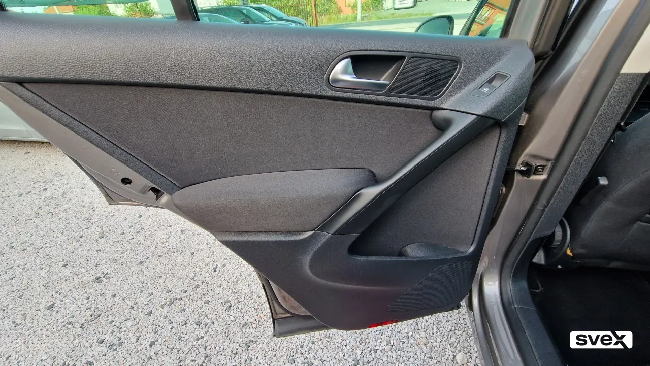 VW TIGUAN DSG 4X4 2010 103KW TOP STANJE UVOZ NJEMACKA