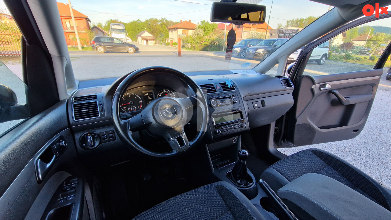 TOURAN 2.0TDI 103KW 2010 7 SJEDISTA UVOZ NJEMACKA